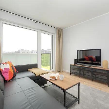 Pleasant Decor, Balcony & Parking Wroclaw By Renters