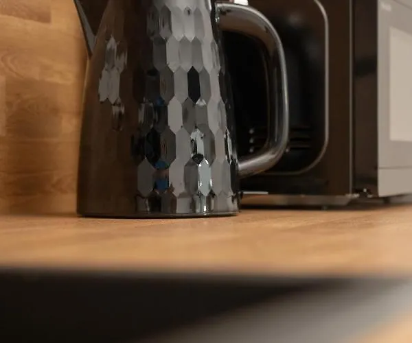 Pleasant Decor, Balcony & Parking Wroclaw By Renters شقة