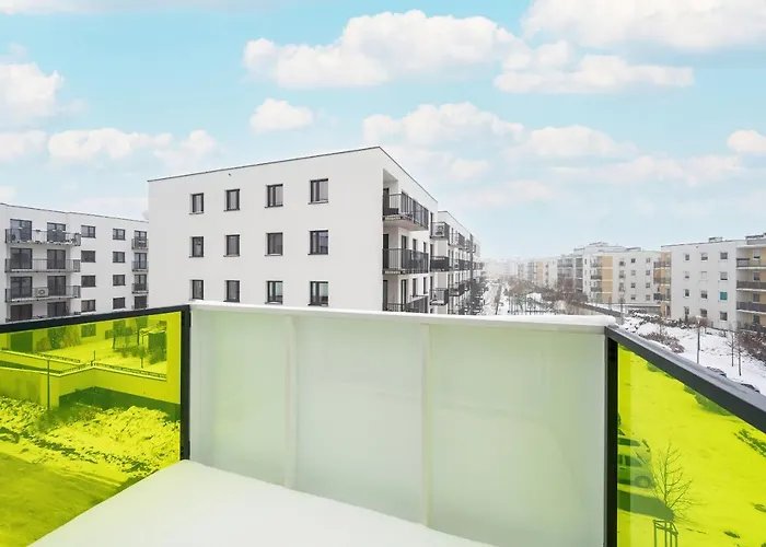 شقة Pleasant Decor, Balcony & Parking Wroclaw By Renters Radwanice