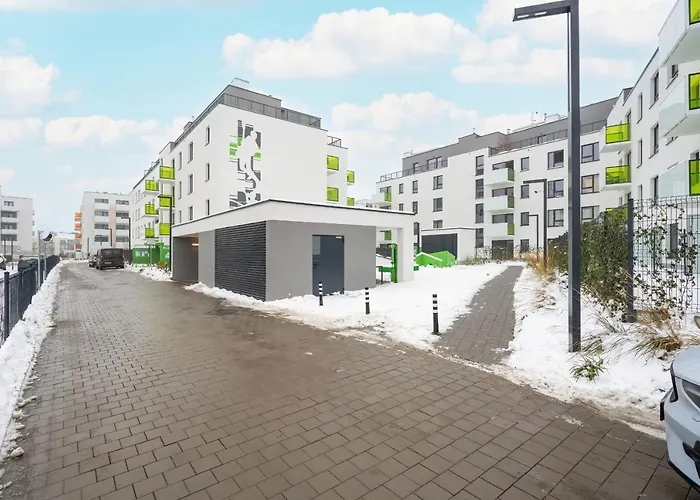 Pleasant Decor, Balcony & Parking Wroclaw By Renters * Radwanice