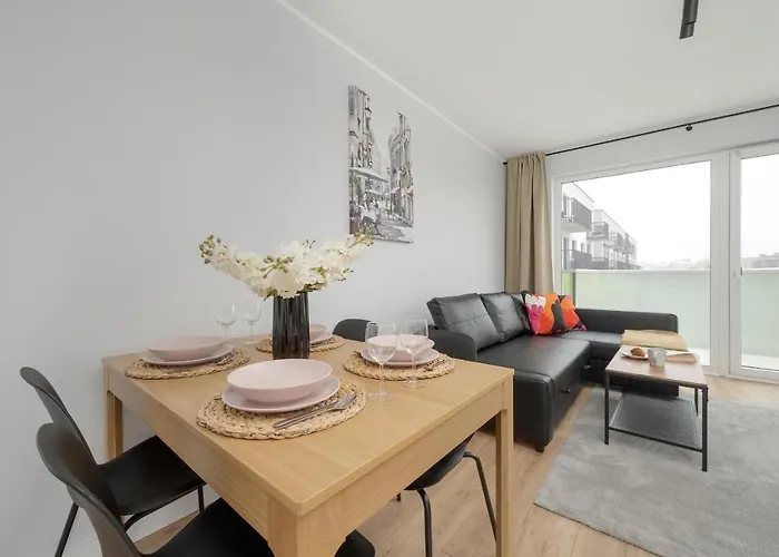 Pleasant Decor, Balcony & Parking Wroclaw By Renters Radwanice