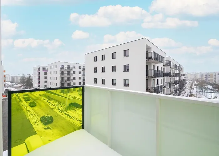 Pleasant Decor, Balcony & Parking Wroclaw By Renters شقة Radwanice