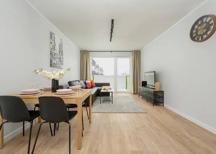 Pleasant Decor, Balcony & Parking Wroclaw By Renters *